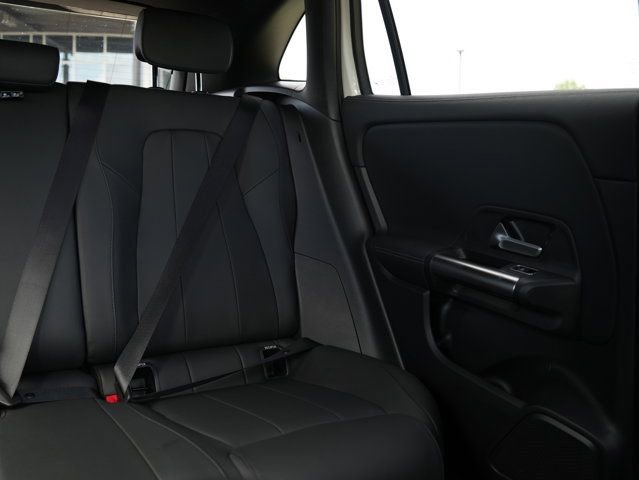 Certified 2026 Mercedes-Benz GLA 250 4MATIC image 35