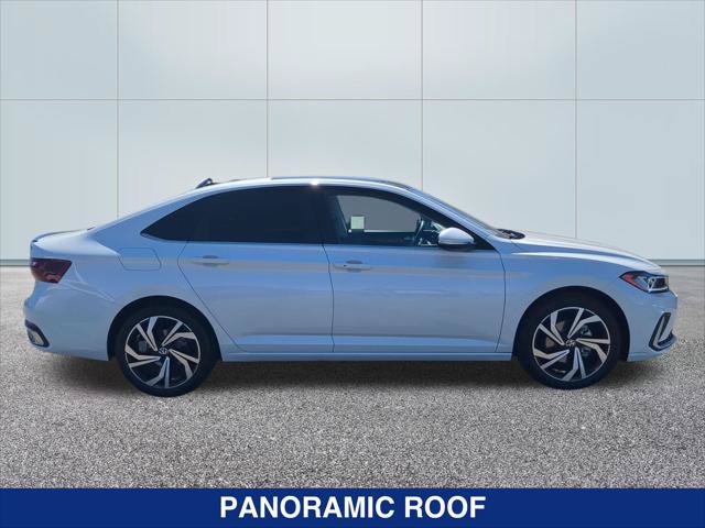 Certified 2025 Volkswagen Jetta SEL FWD image 6
