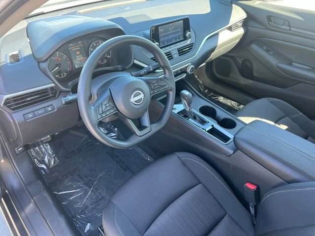 Used 2024 Nissan Altima 2.5 S image 12