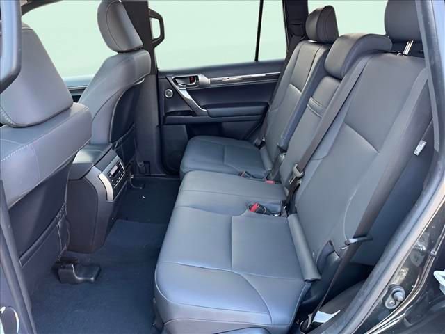 Used 2023 Lexus GX 460 Premium w/ Premium Plus Package image 37