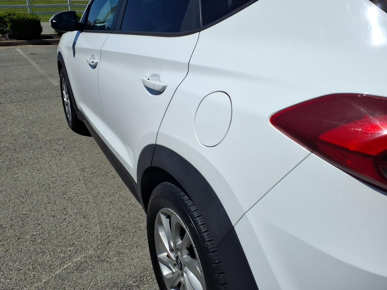 Used 2016 Hyundai Tucson SE w/ Option Group 02 AWD/4WD image 17