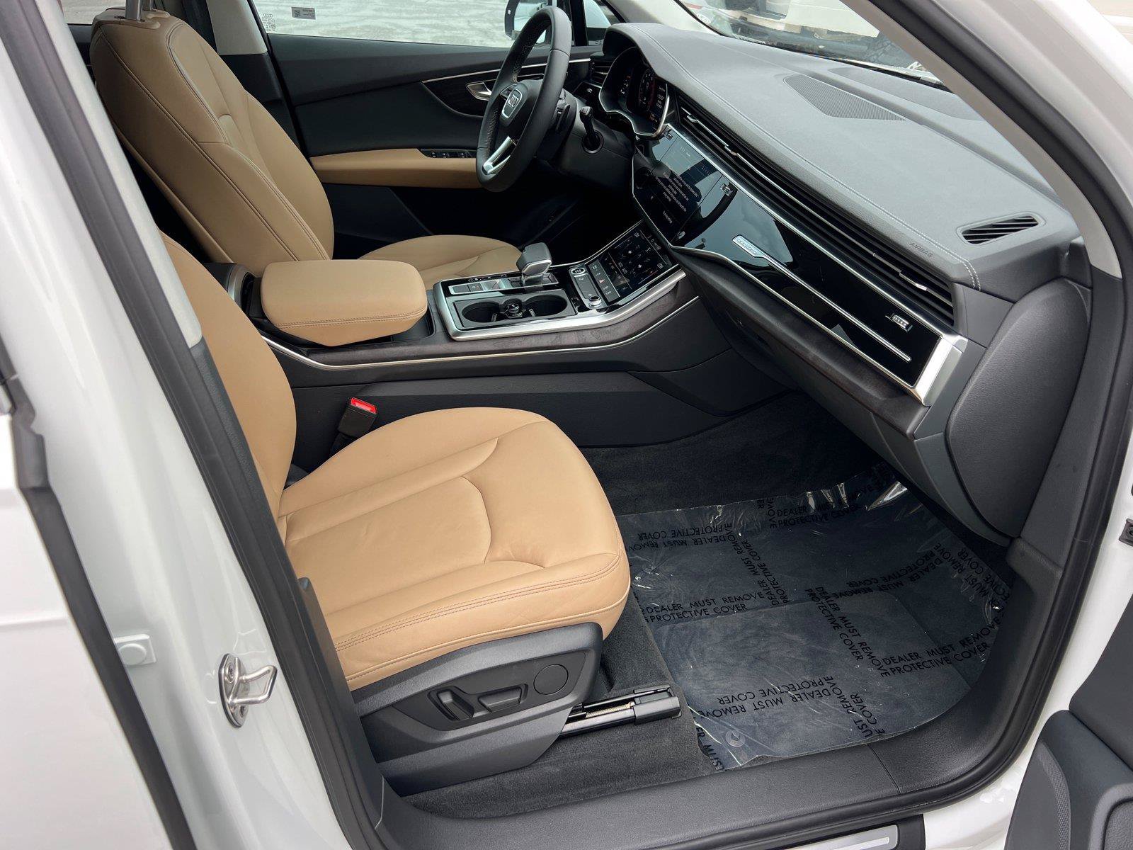 Certified 2025 Audi Q7 3.0T Premium w/ Convenience Package AWD/4WD image 13