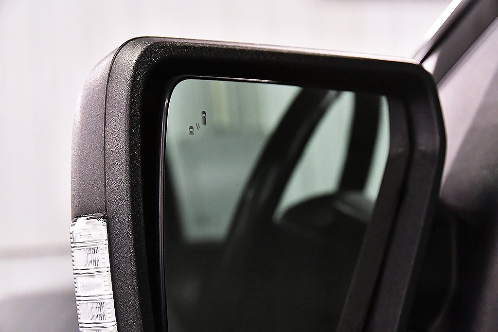 Used 2022 Ford F150 XLT w/ Equipment Group 302A High image 16