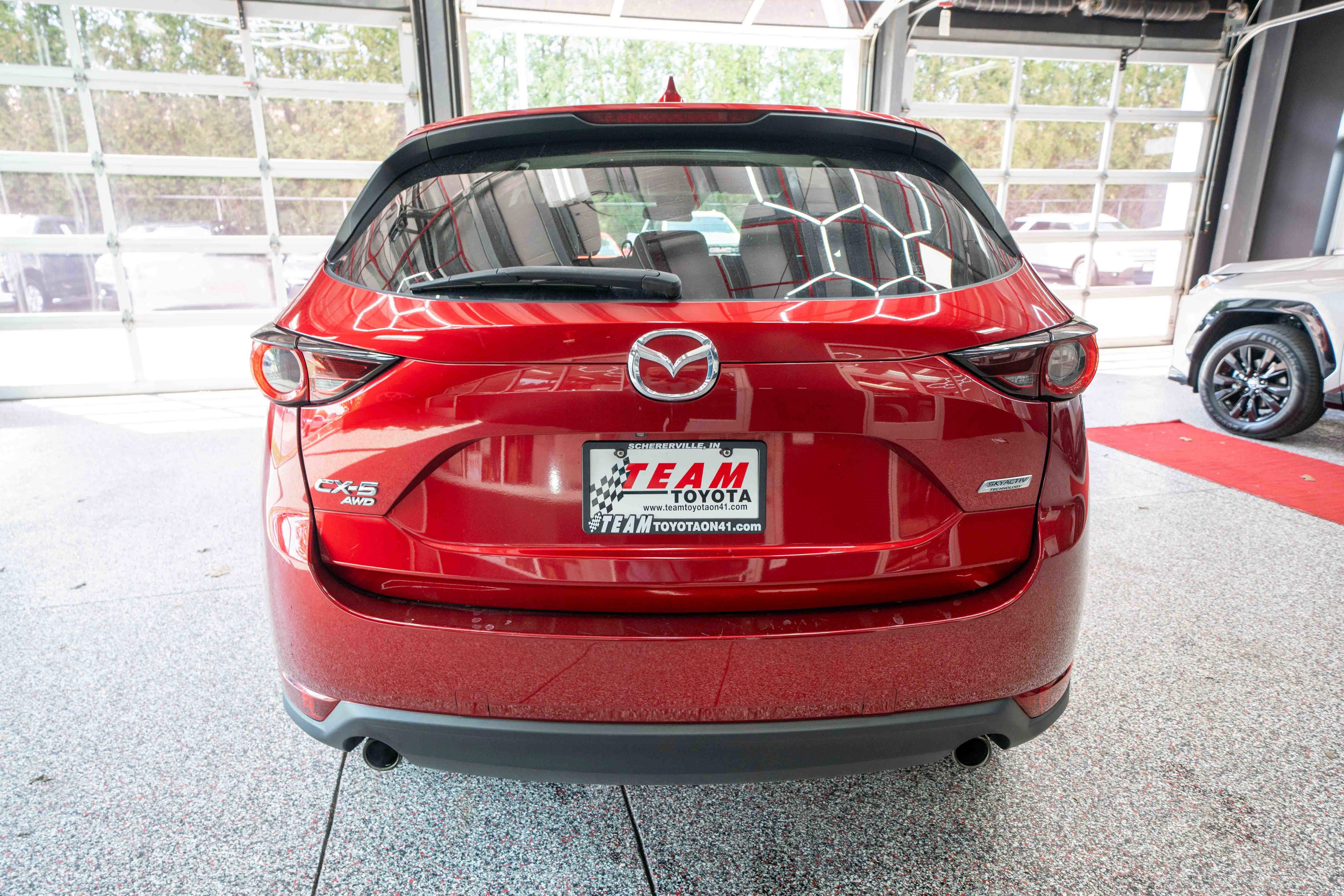 Used 2018 MAZDA CX-5 Touring image 3