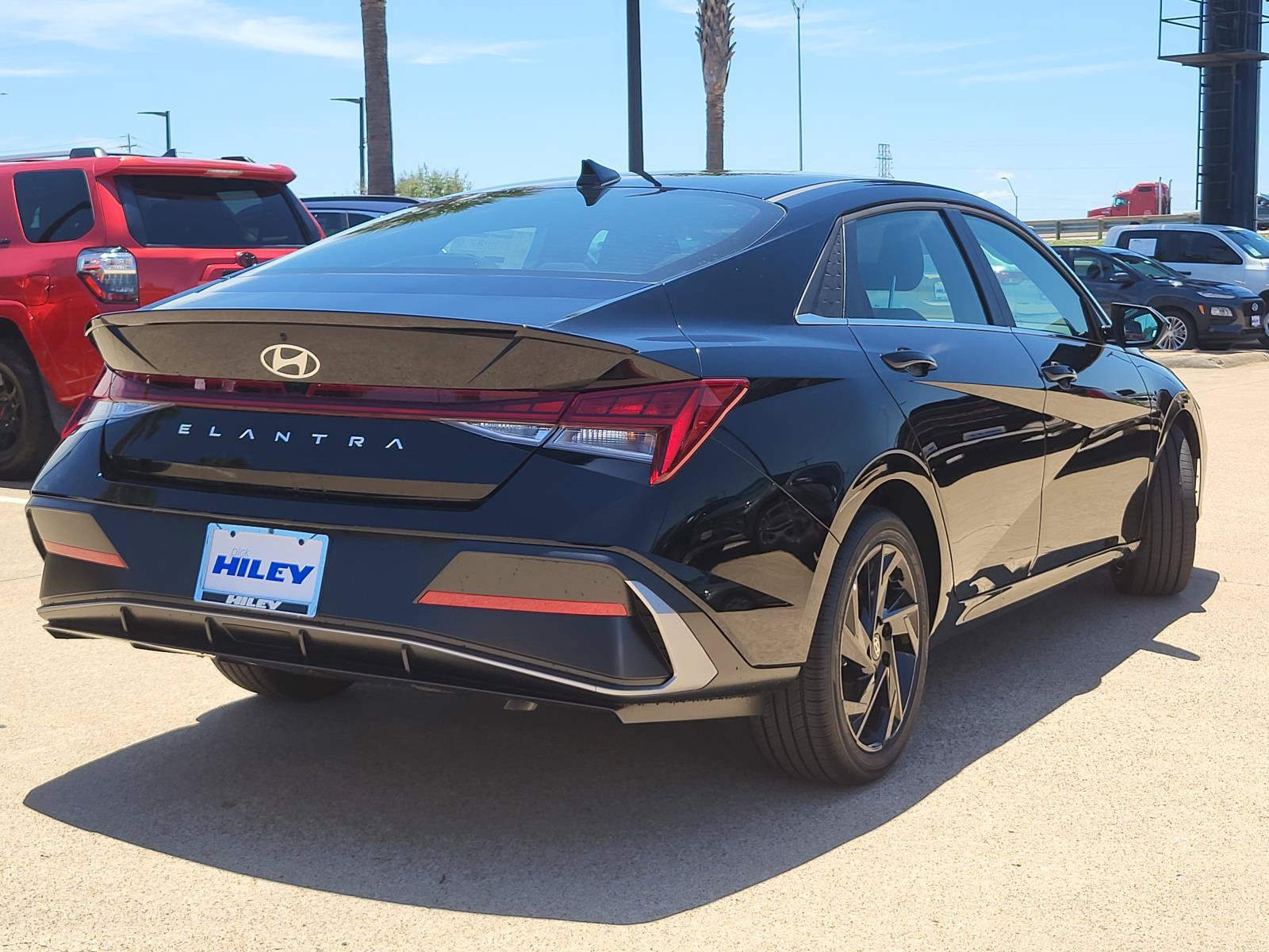 New 2026 Hyundai Elantra SEL Sport Premium FWD image 5