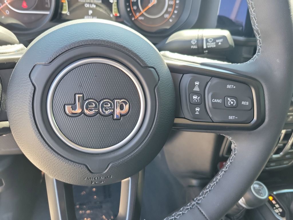 Used 2025 Jeep Gladiator Mojave w/ Steel Bumper Group image 23