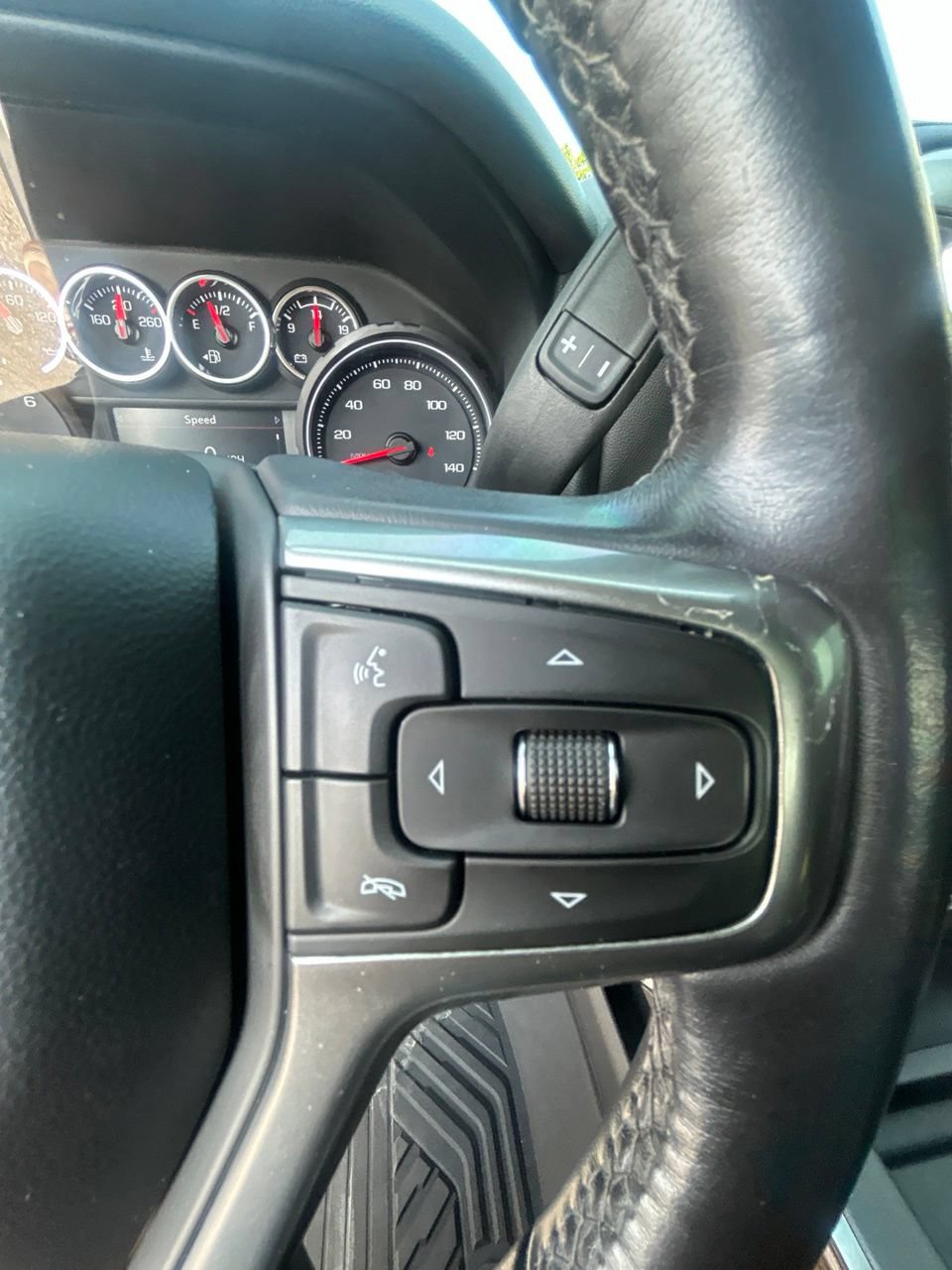 Used 2021 Chevrolet Silverado 1500 LT Trail Boss w/ Convenience Package II AWD/4WD image 20