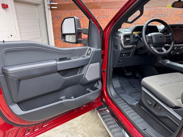 Certified 2025 Ford F150 XLT w/ Equipment Group 303A High image 9