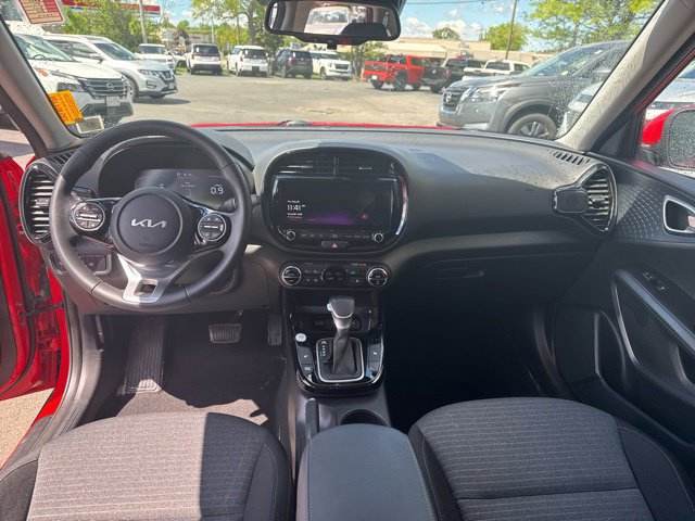Used 2023 Kia Soul EX FWD image 19