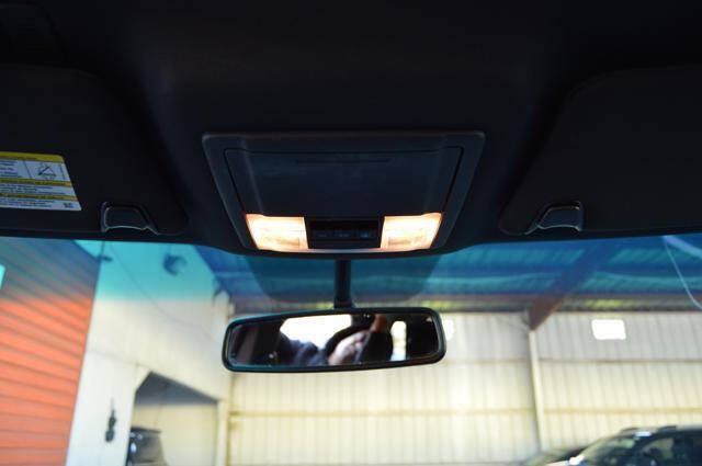 Used 2013 Ford Explorer XLT AWD/4WD image 27