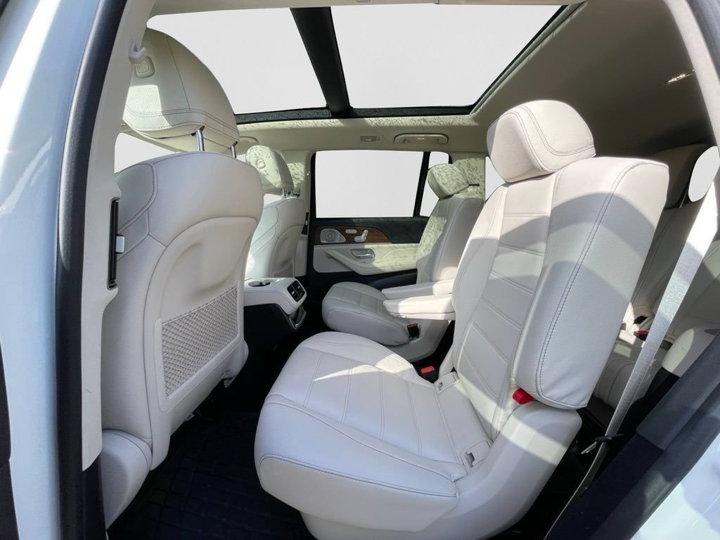 Used 2022 Mercedes-Benz GLS 450 4MATIC image 30