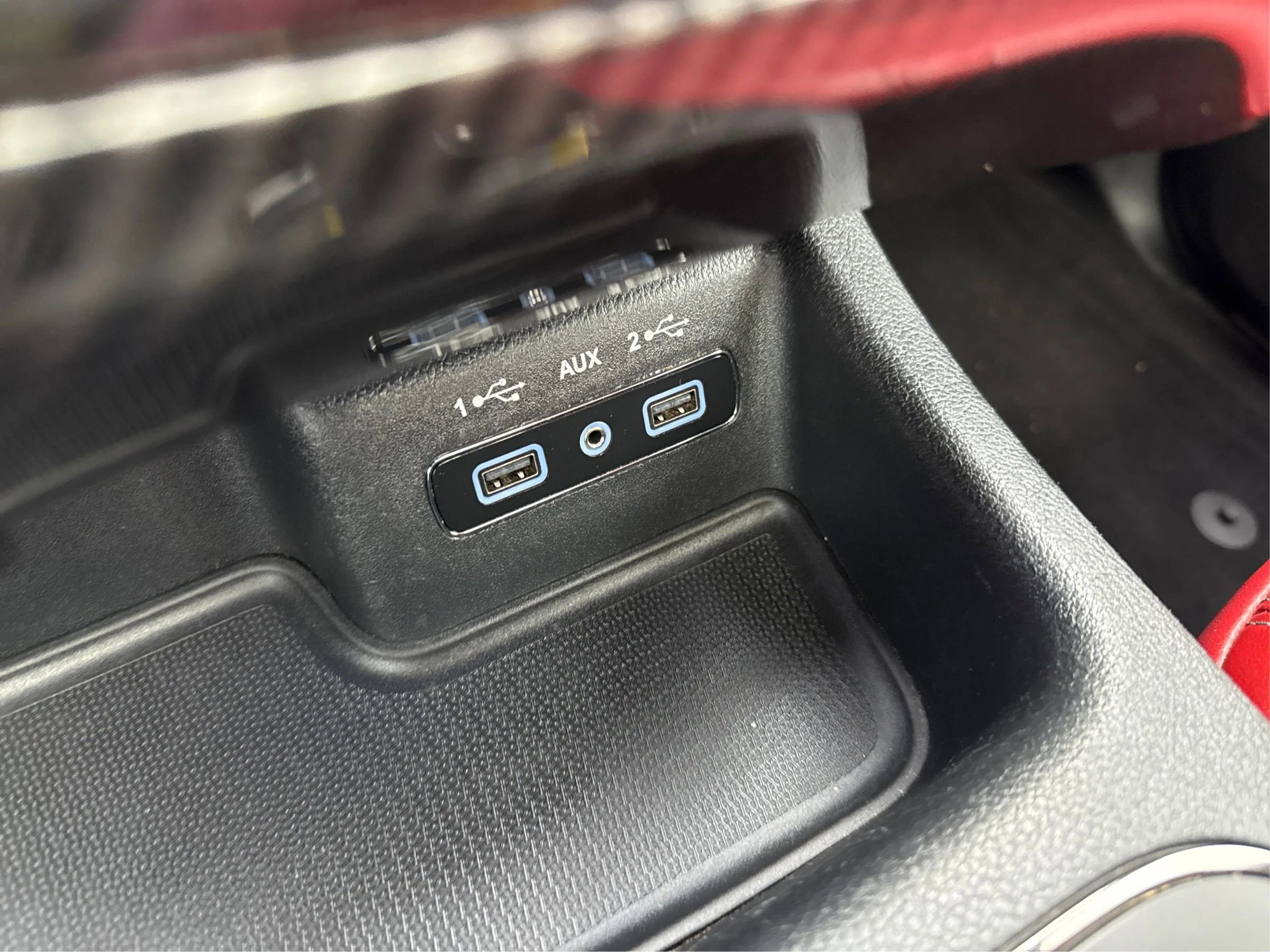 Used 2020 Dodge Durango R/T w/ Technology Group AWD/4WD image 43