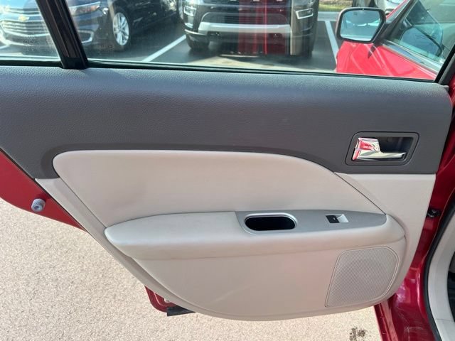 Used 2010 Ford Fusion SEL FWD image 14