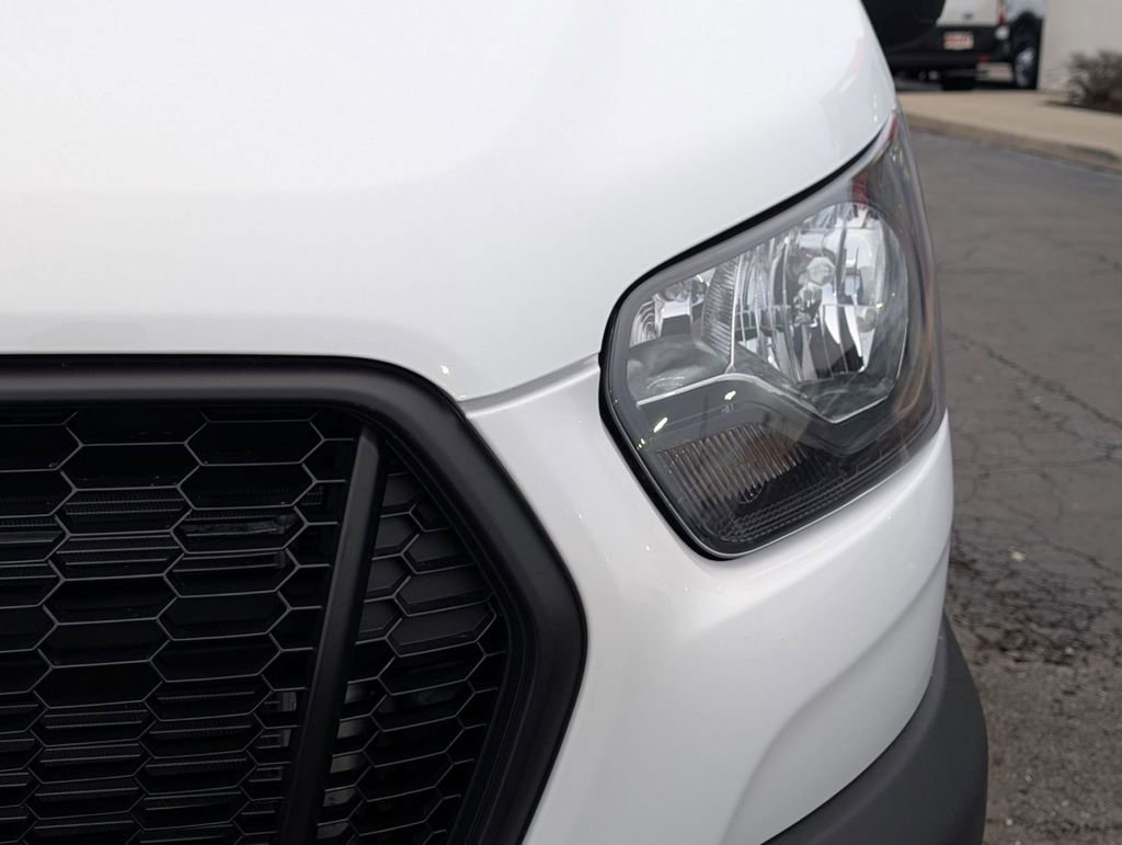 New 2026 Ford Transit 250 148 Medium Roof w/ Load Area Protection Package image 9