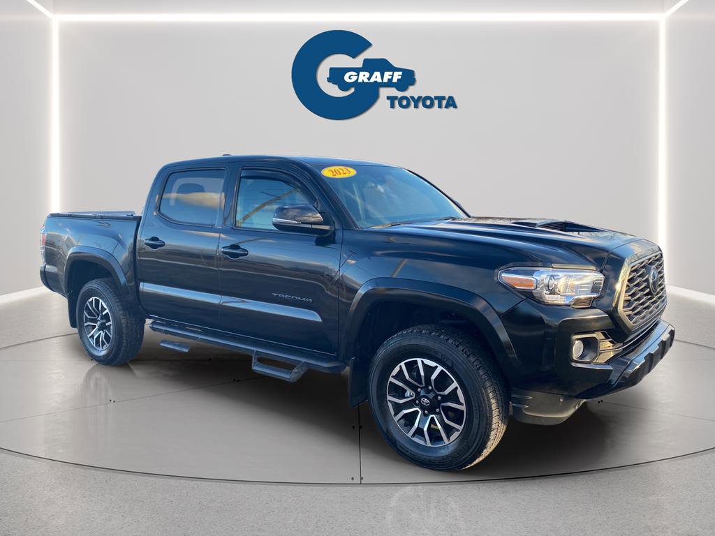 Used 2023 Toyota Tacoma TRD Sport w/ Black Out Package (TMS) image 18