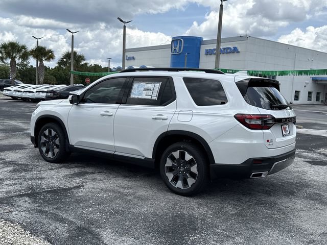 New 2026 Honda Pilot Touring image 10