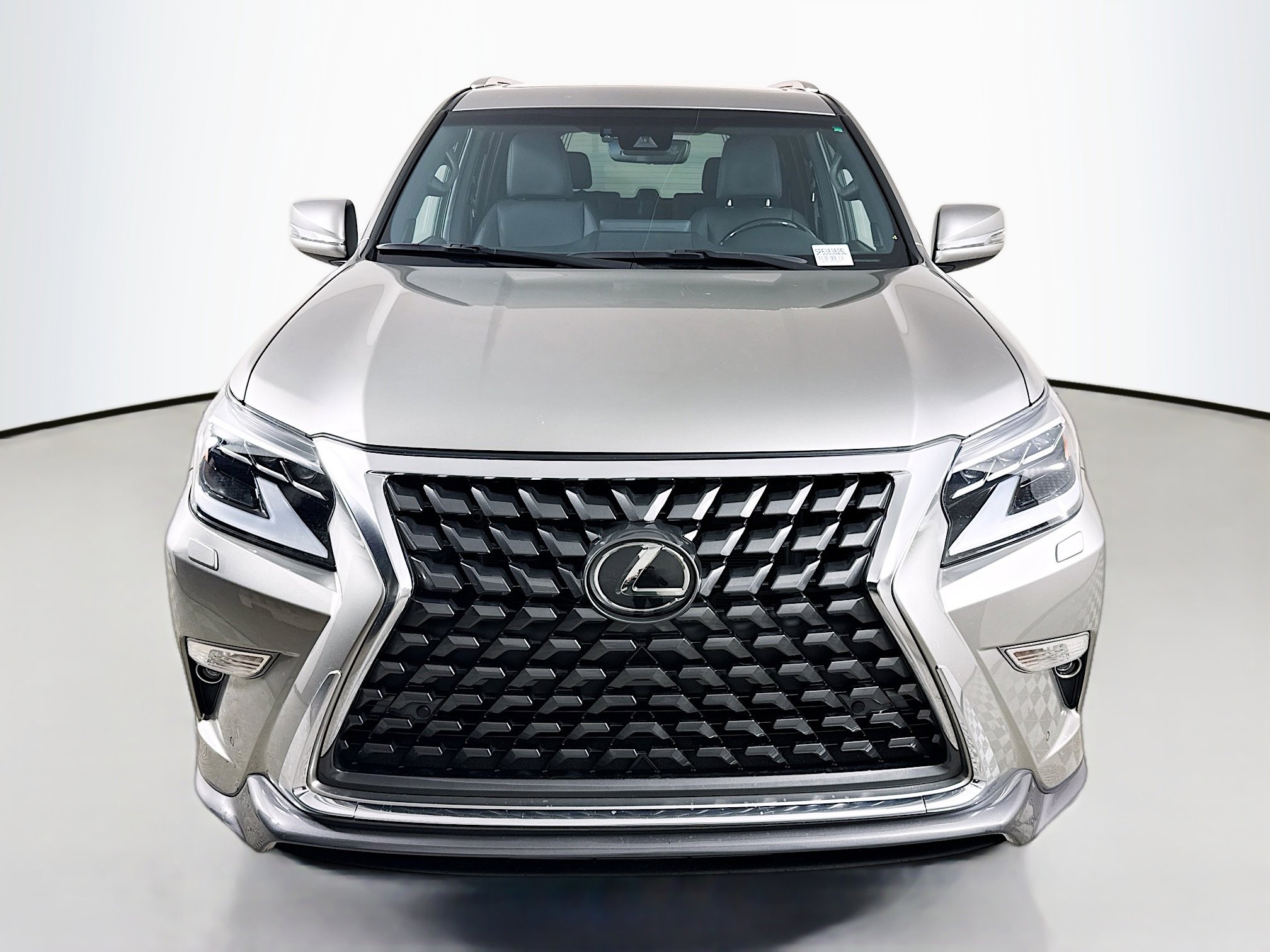 Used 2023 Lexus GX 460 Premium w/ Accessory Package AWD/4WD image 2