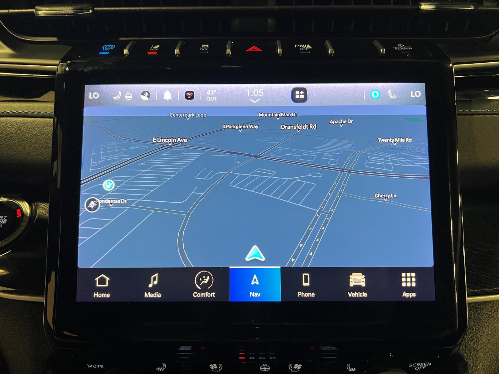 Used 2024 Jeep Grand Cherokee Trailhawk image 17