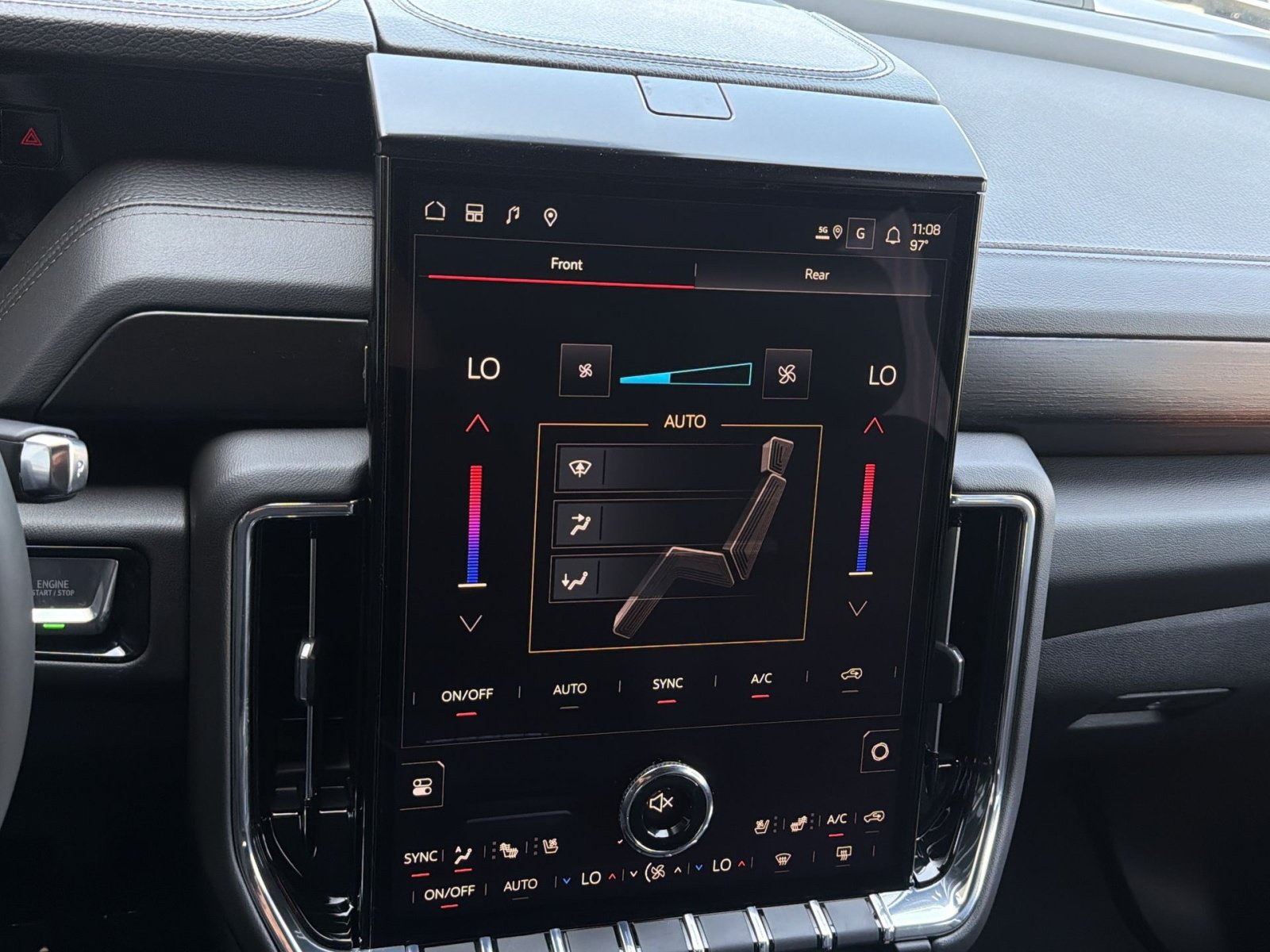 New 2026 GMC Yukon XL Denali w/ Sun & Power Step Package AWD/4WD image 21