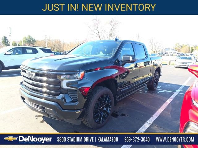Used 2025 Chevrolet Silverado 1500 High Country w/ Midnight Edition AWD/4WD 360° Tour