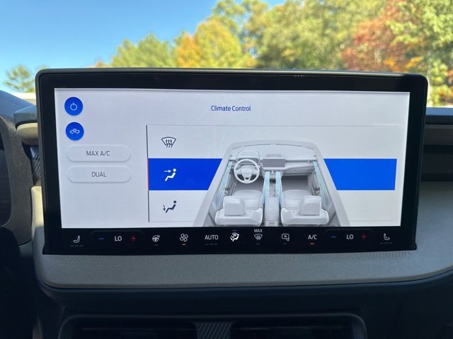 New 2025 Ford Maverick Lariat image 17