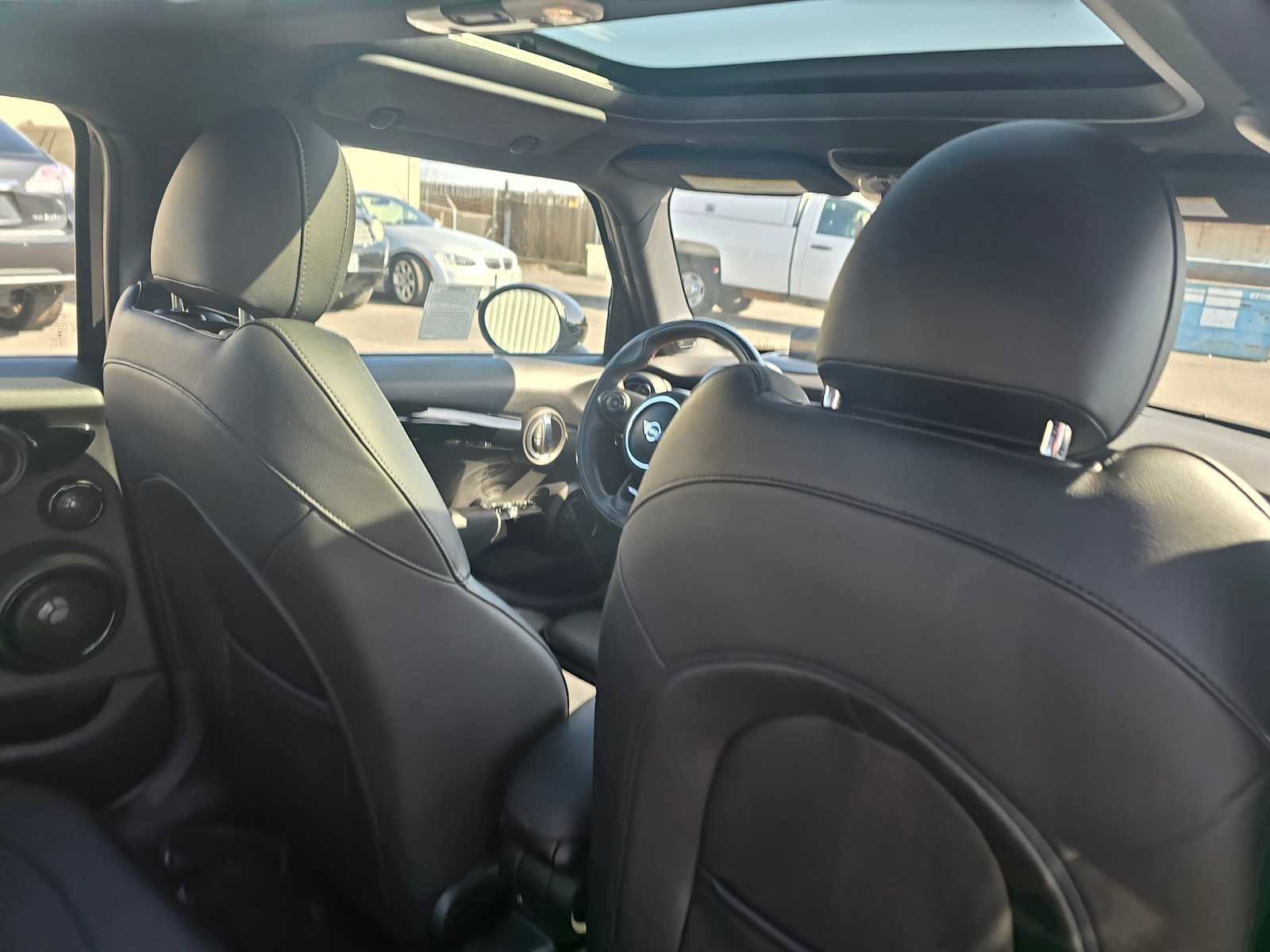 Used 2019 MINI Cooper S w/ Premium Package image 15