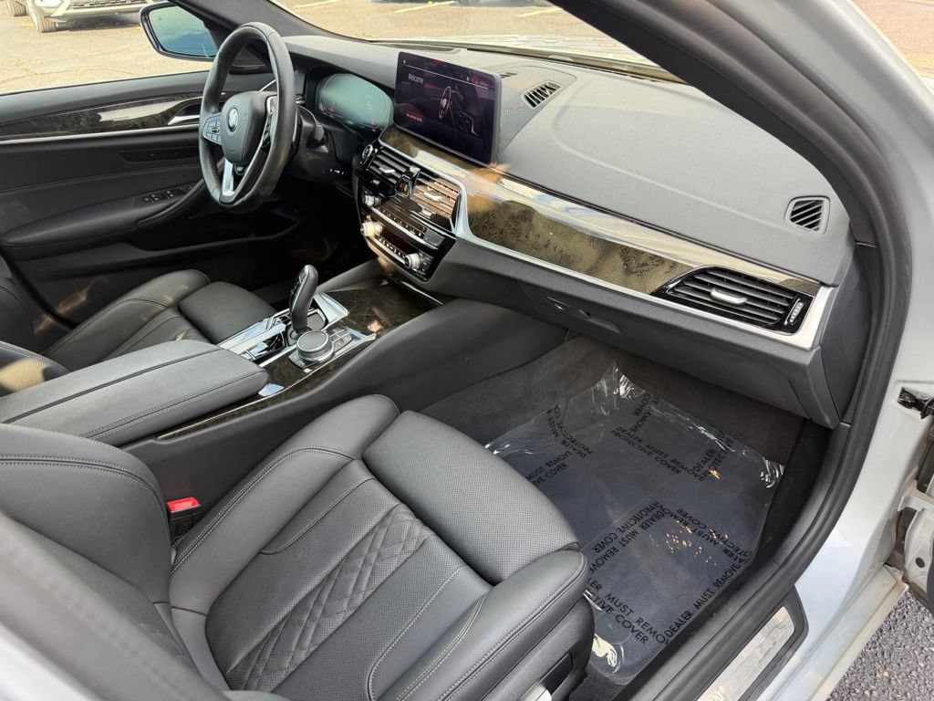 Used 2021 BMW 530i xDrive w/ Premium Package AWD/4WD image 27