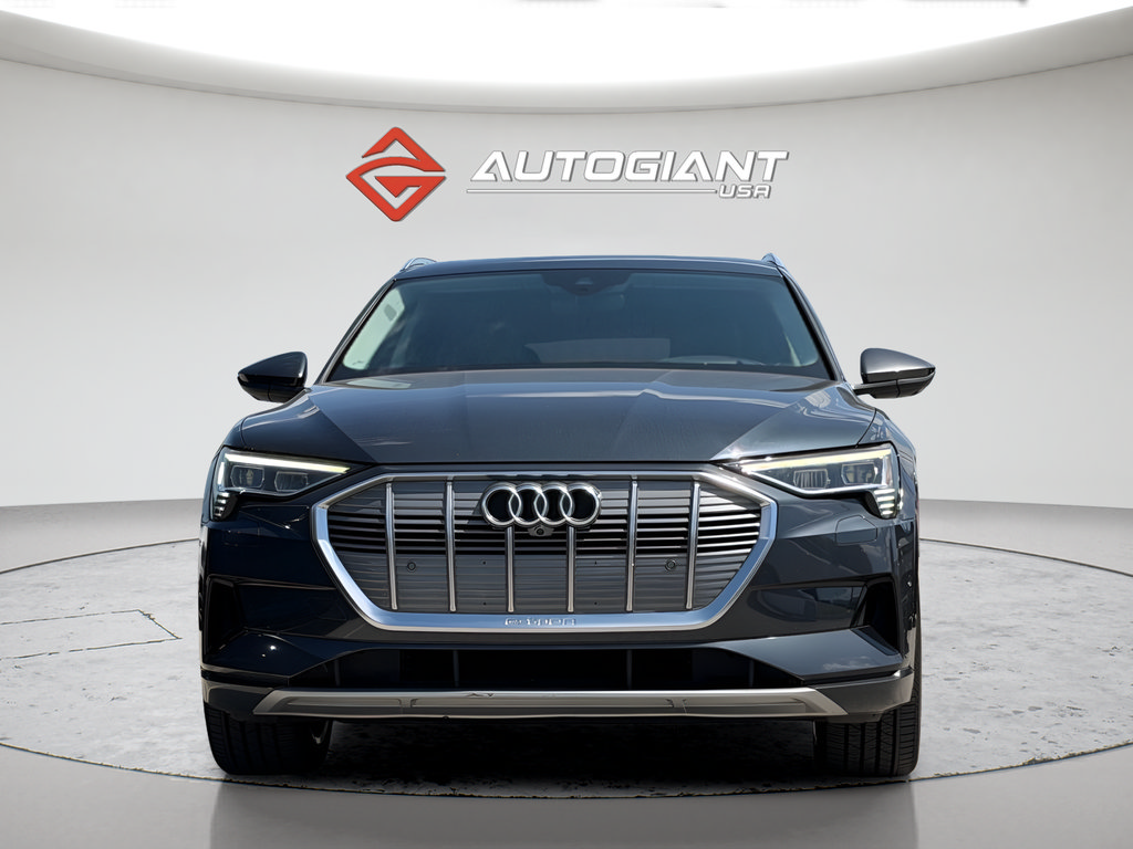 Used 2019 Audi e-tron Prestige w/ Prestige Package AWD/4WD image 12