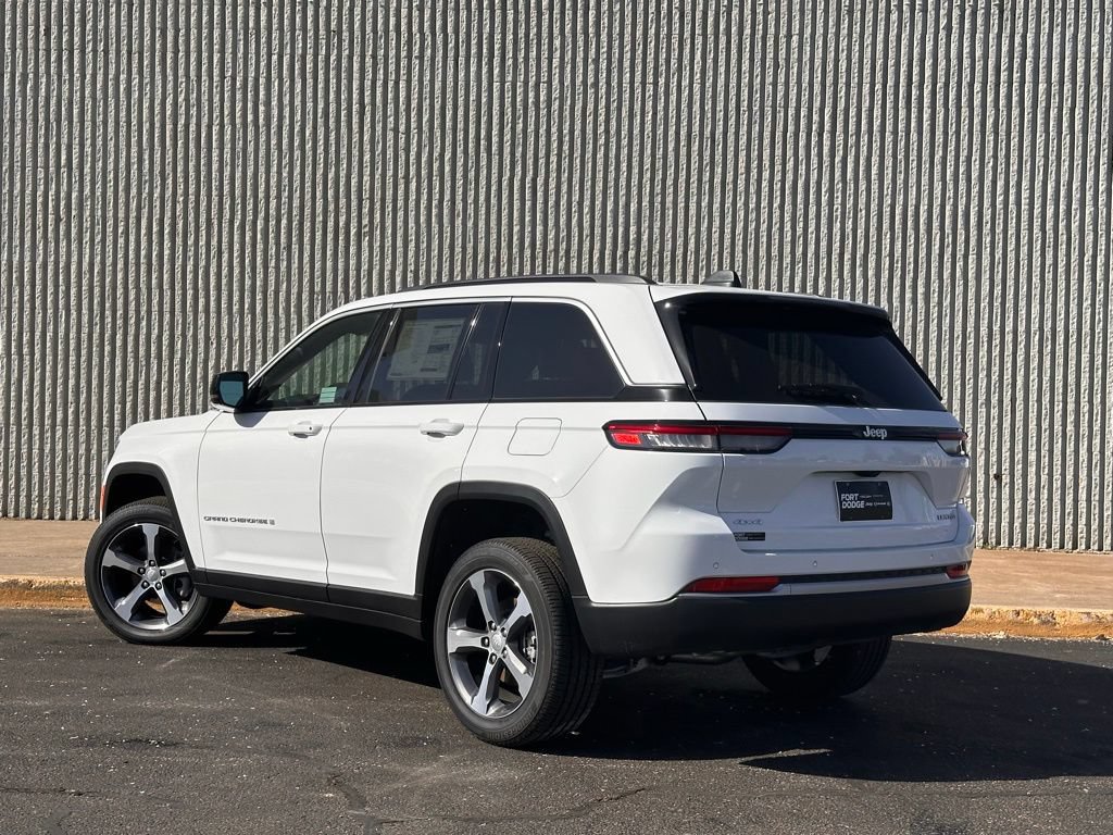 New 2026 Jeep Grand Cherokee Limited AWD/4WD image 3