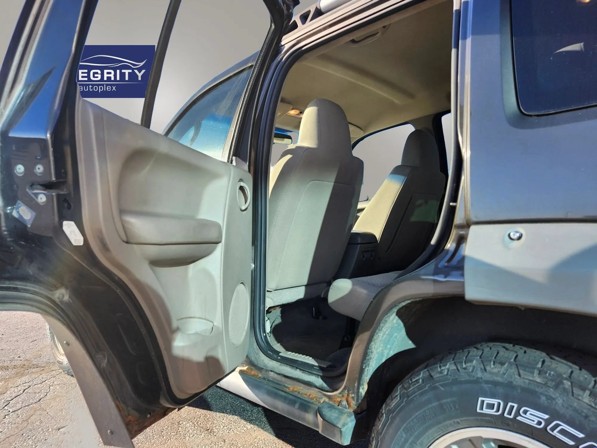 Used 2005 Jeep Liberty Renegade AWD/4WD image 20