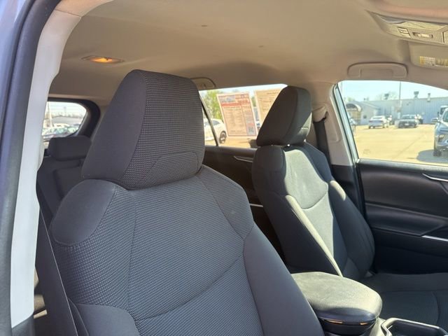 Used 2019 Toyota RAV4 LE image 51