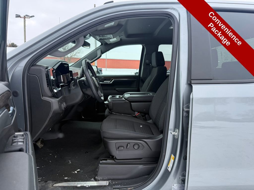 Used 2024 Chevrolet Silverado 1500 LT image 14