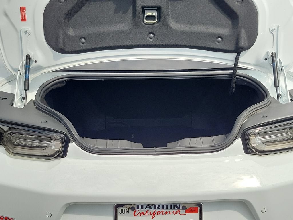 Used 2023 Chevrolet Camaro SS RWD image 8