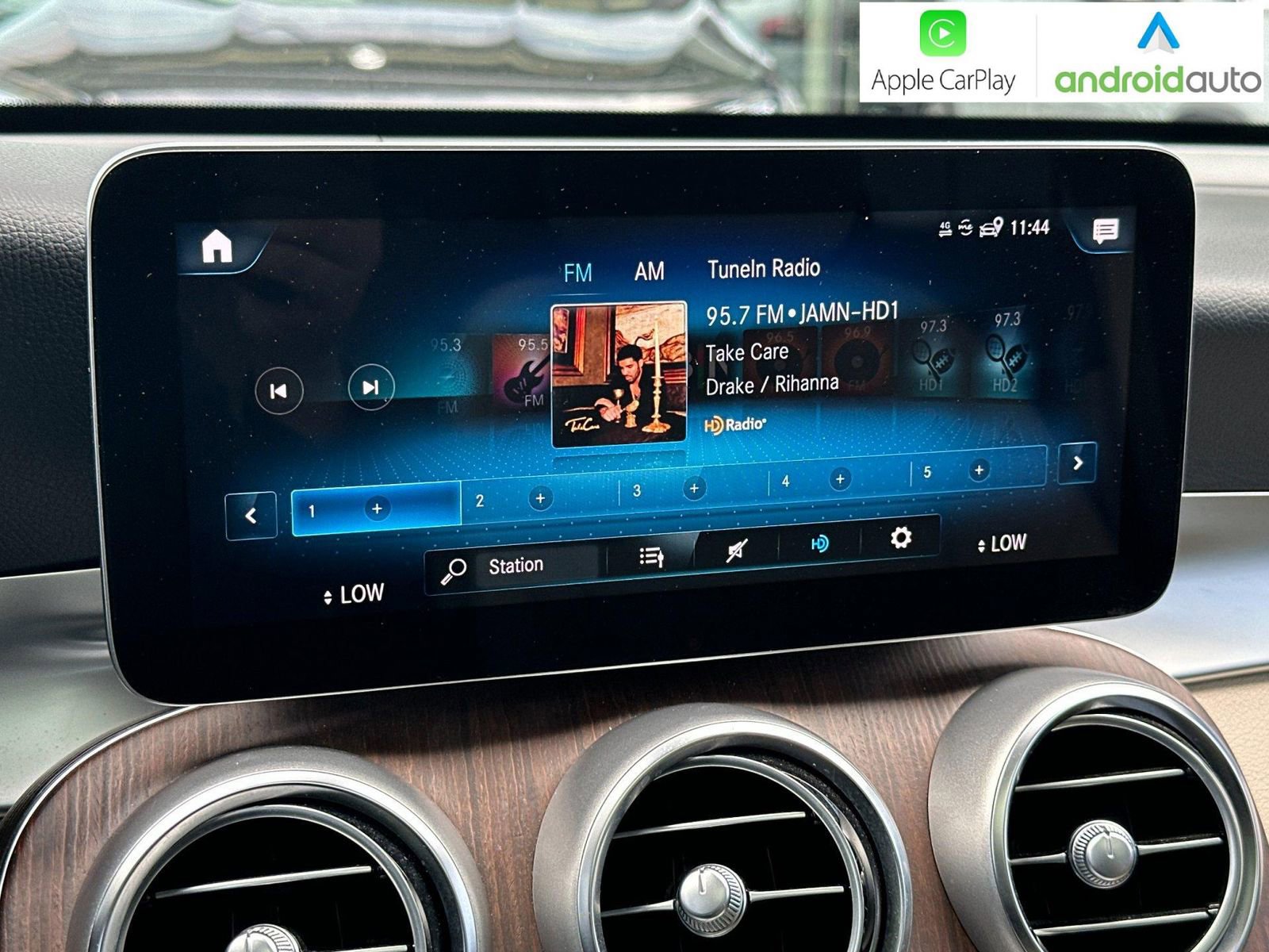 Certified 2022 Mercedes-Benz GLC 300 image 20