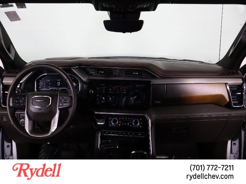 Used 2023 GMC Sierra 1500 Denali w/ Technology Package AWD/4WD image 15