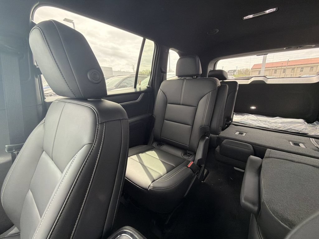 New 2026 GMC Acadia Elevation w/ Elevation Premium Package FWD image 12