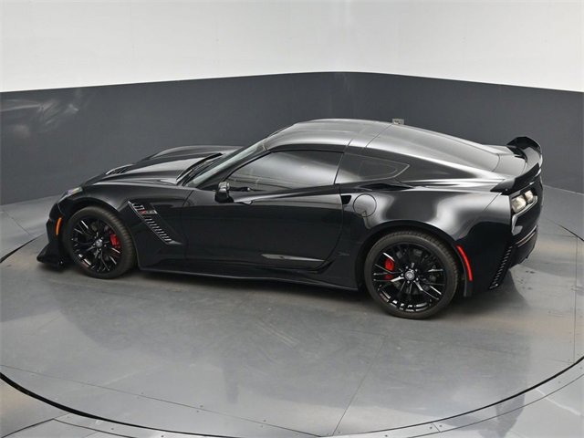 Used 2015 Chevrolet Corvette Z06 w/ 2LZ Preferred Equipment Group image 44