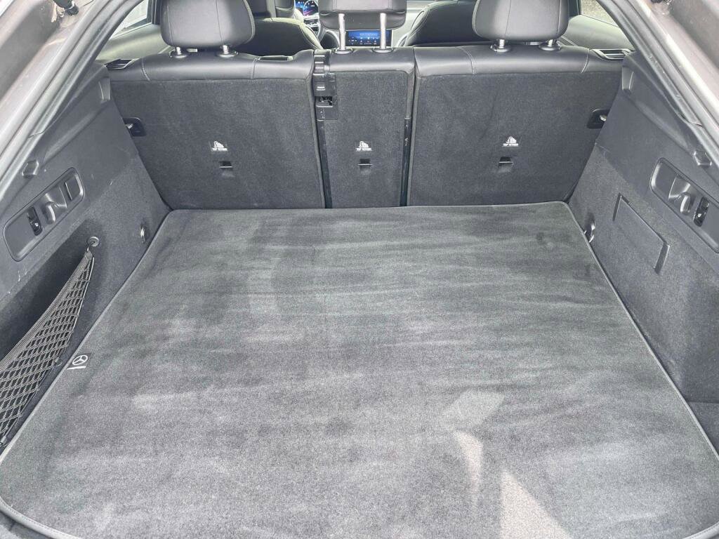 Certified 2024 Mercedes-Benz GLC 300 4MATIC image 18