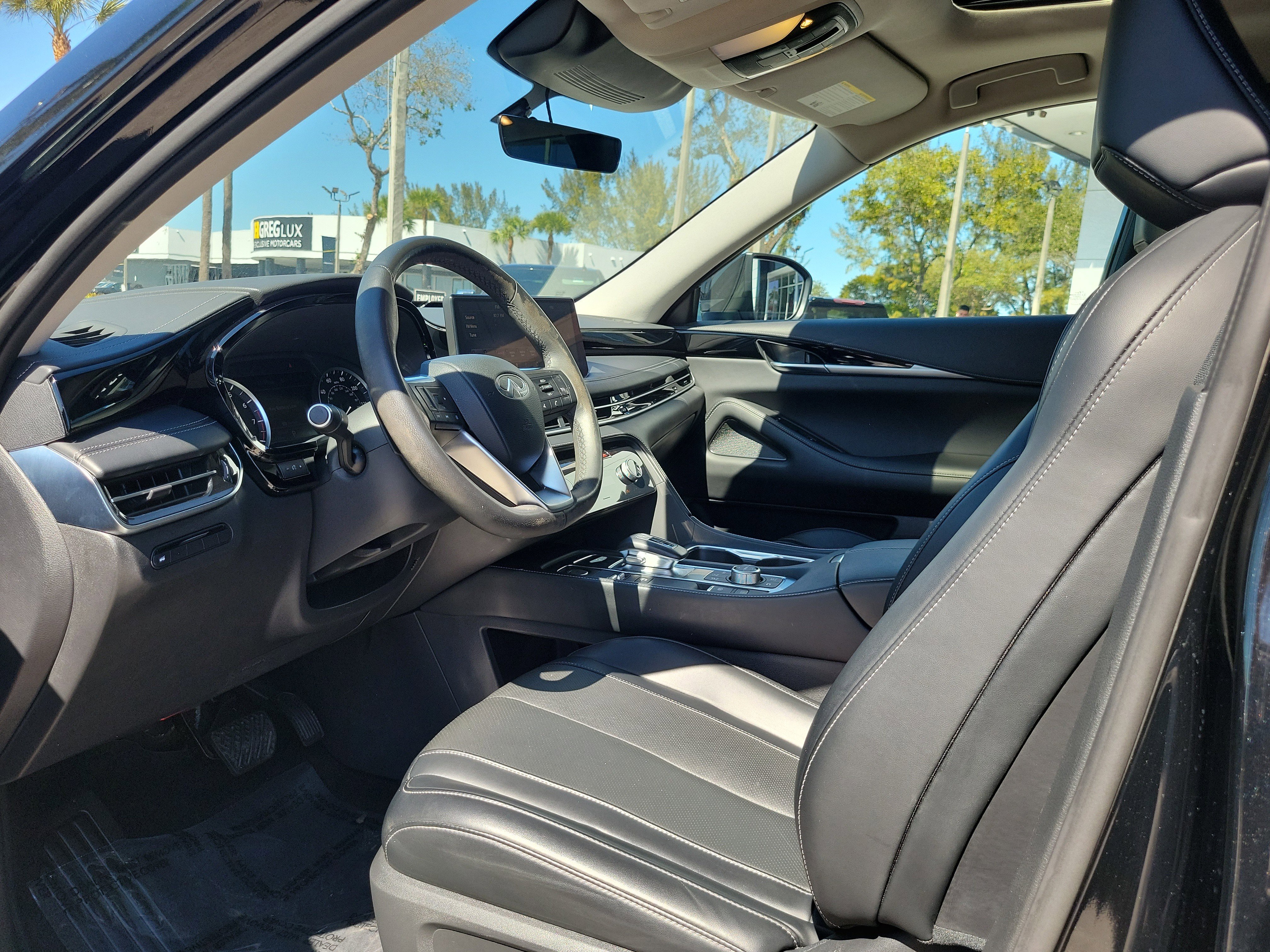 Used 2023 INFINITI QX60 Pure image 18