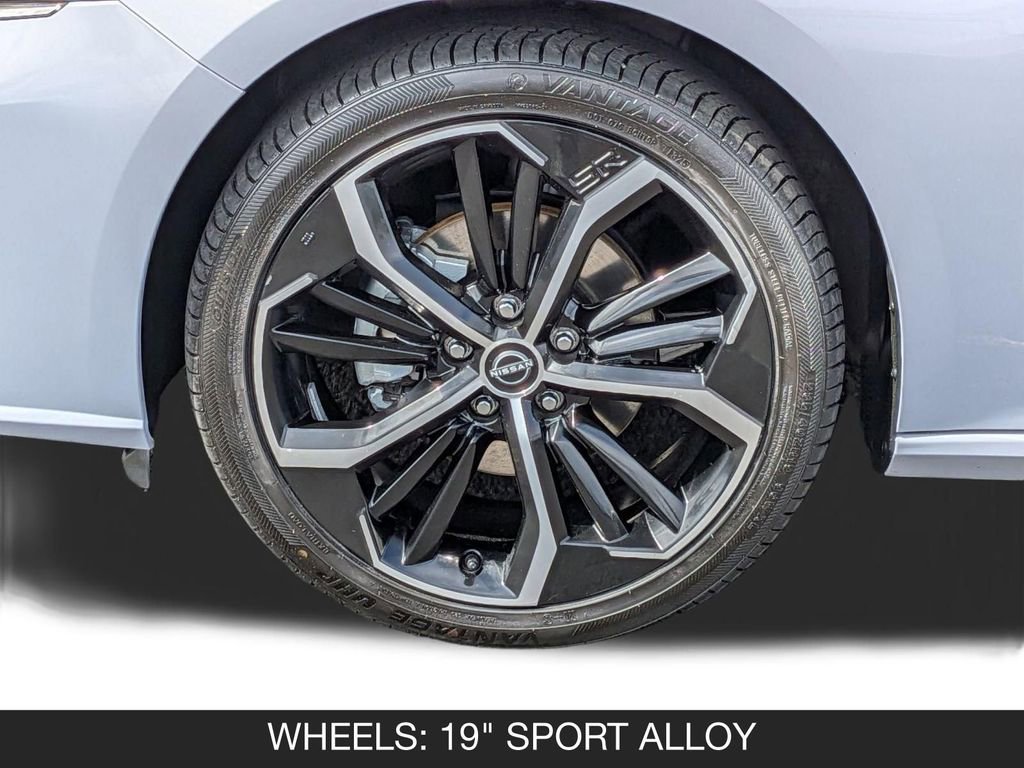 Certified 2024 Nissan Altima 2.5 SR FWD image 11