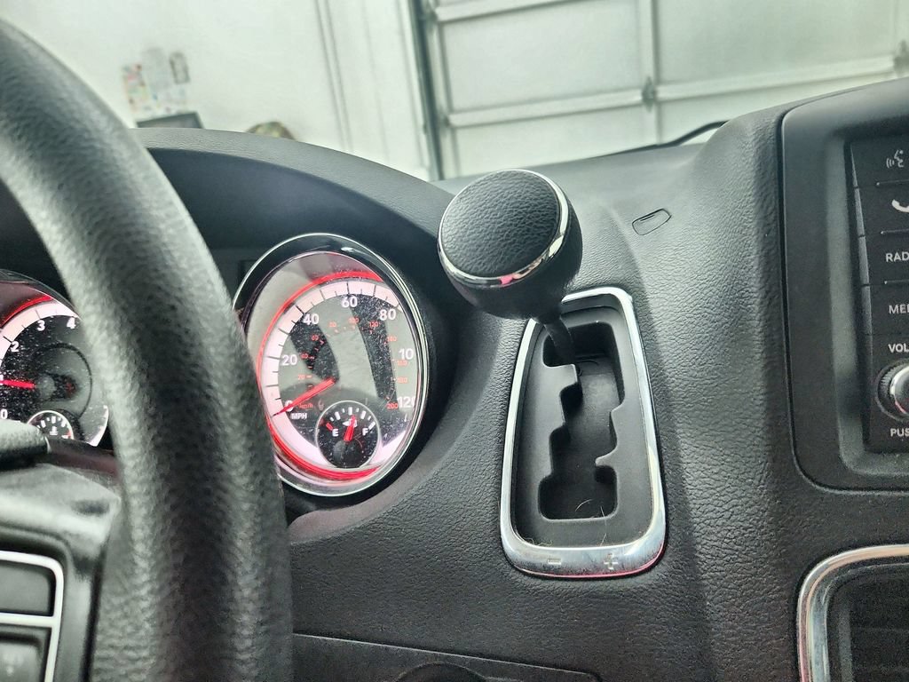 Certified 2019 Dodge Grand Caravan SE FWD image 30