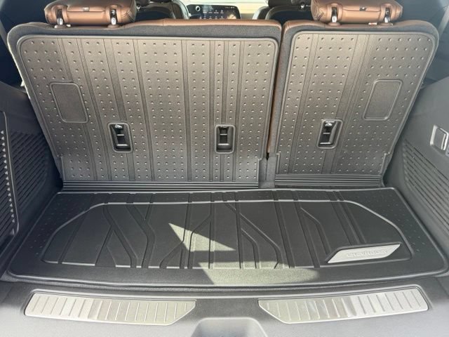 New 2026 Chevrolet Tahoe High Country RWD image 17