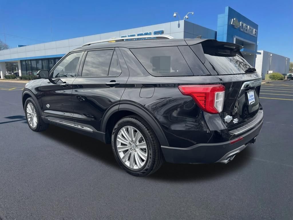 Used 2023 Ford Explorer King Ranch w/ Technology Package image 5