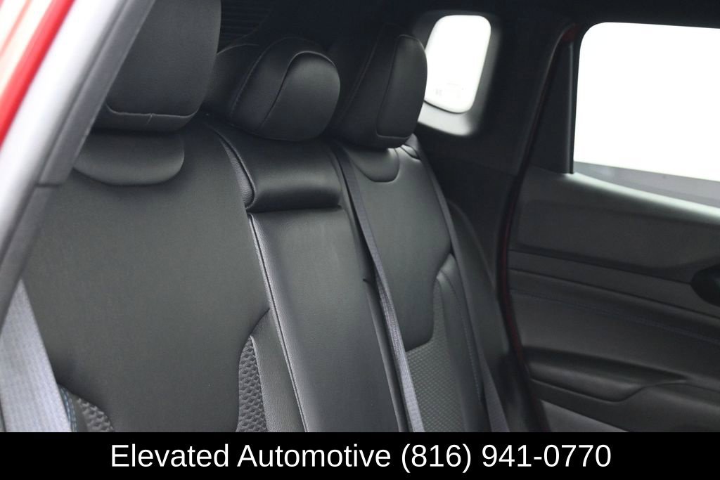 Used 2025 Jeep Compass Latitude w/ Altitude Special Edition AWD/4WD image 10