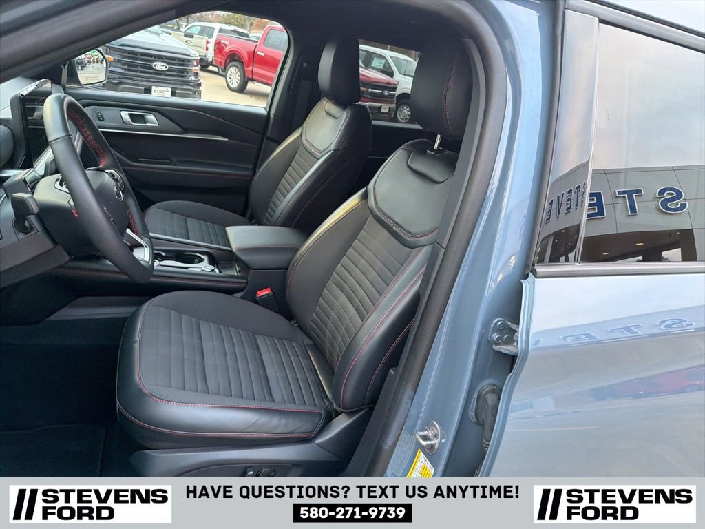 Used 2025 Ford Explorer ST-Line image 14