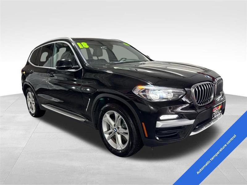 Used 2018 BMW X3 xDrive30i image 3