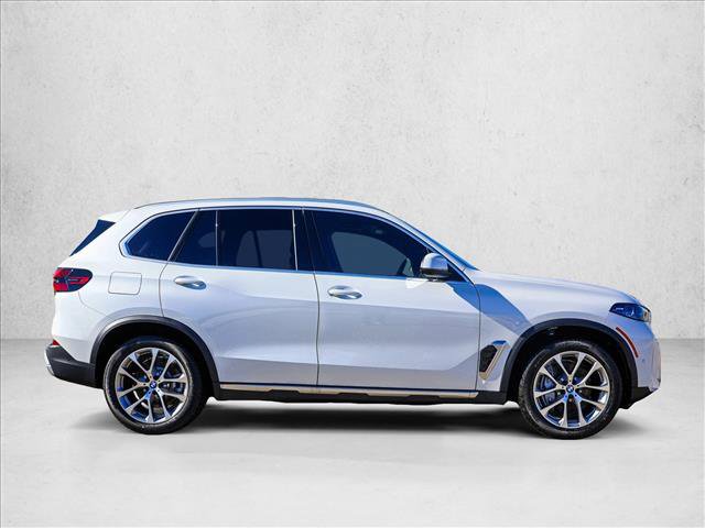 New 2026 BMW X5 xDrive50e w/ Executive Package image 4