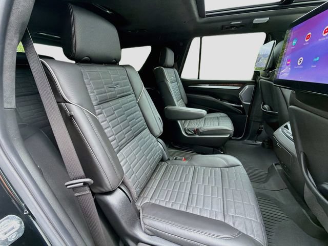 Used 2026 Cadillac Escalade Platinum Sport w/ LPO, ONYX Package AWD/4WD image 30