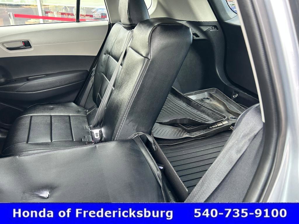 Used 2025 Toyota Corolla Cross L image 24