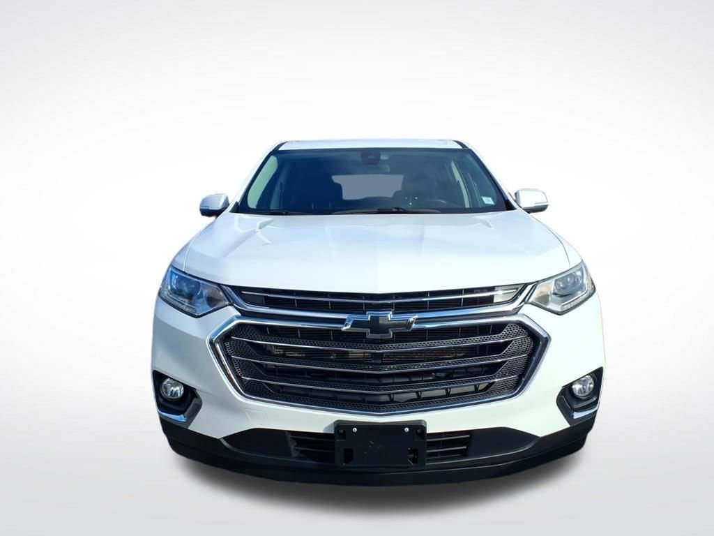 Certified 2021 Chevrolet Traverse LT image 2